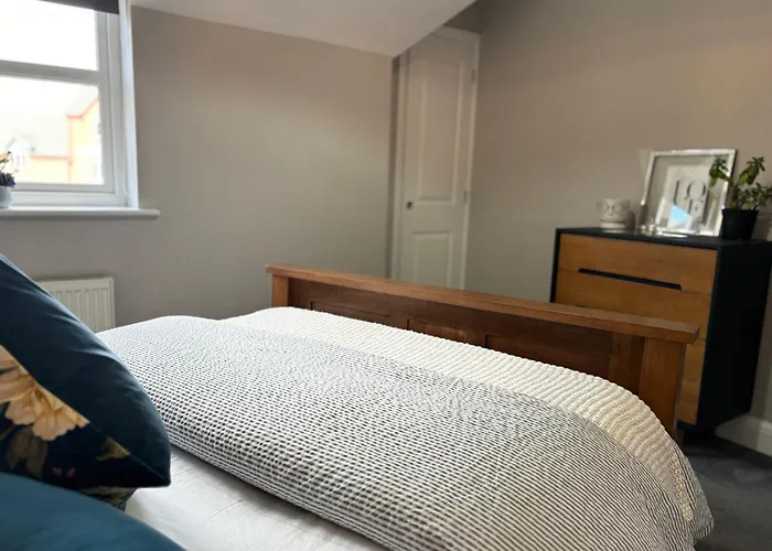 Spacious Apartment Nec Bhx