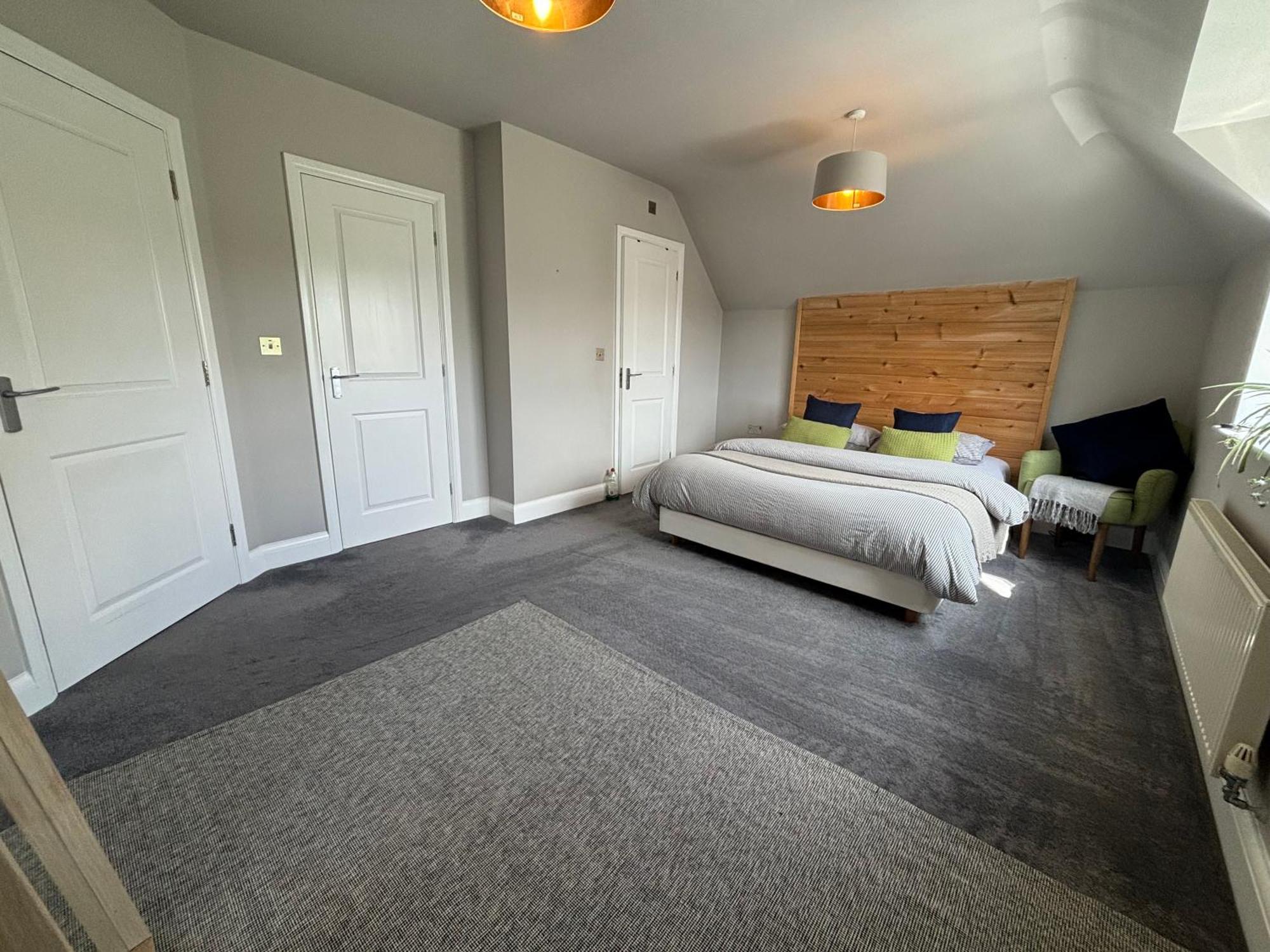 Spacious Nec Bhx Apartment *